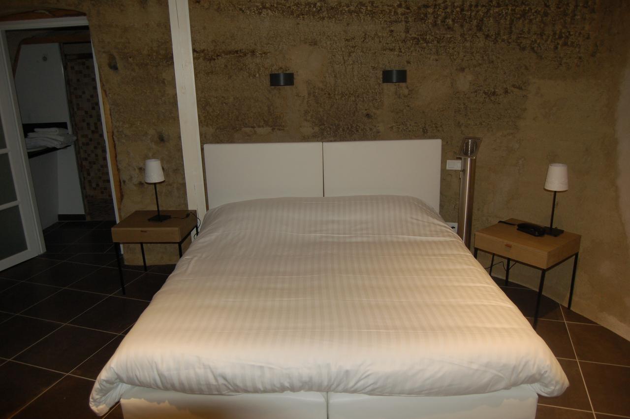 Rocaminori Hotel Louresse-Rochemenier Buitenkant foto