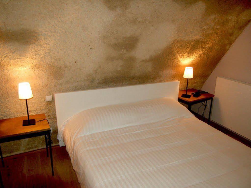 Rocaminori Hotel Louresse-Rochemenier Buitenkant foto